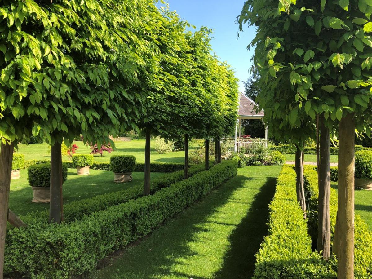 Longville House Hotell Upper Welson Eksteriør bilde