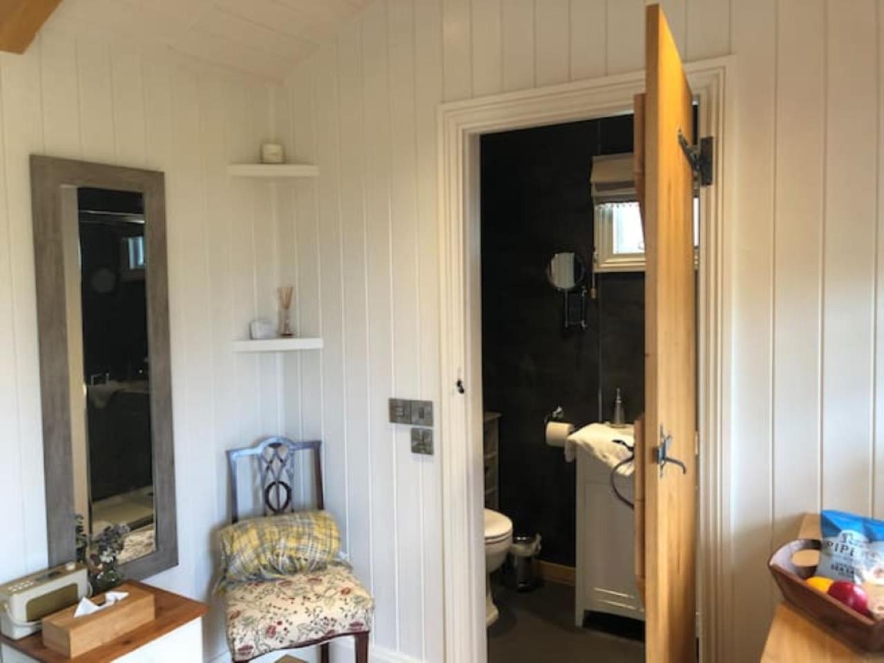 Longville House Hotell Upper Welson Eksteriør bilde