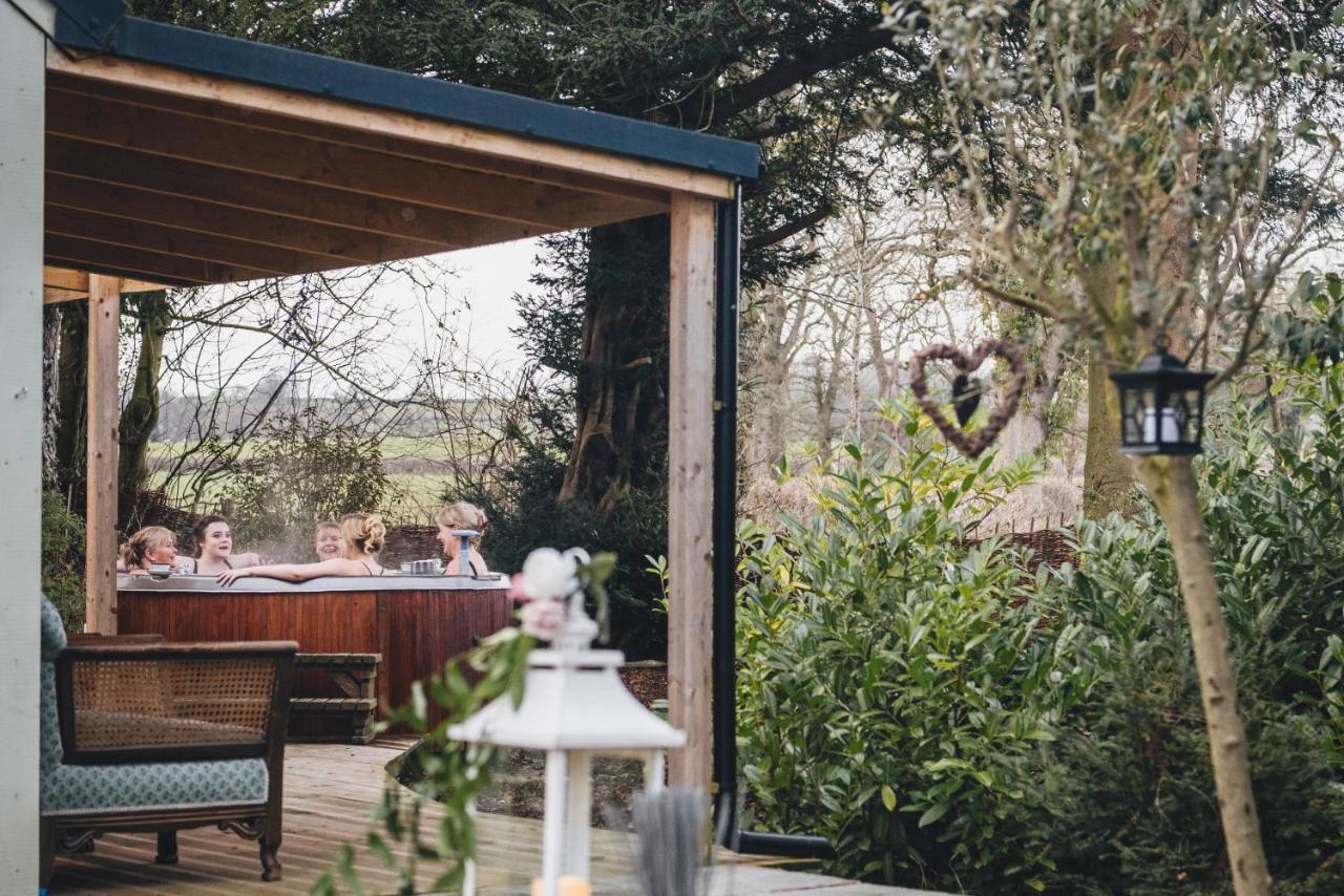 Longville House Hotell Upper Welson Eksteriør bilde