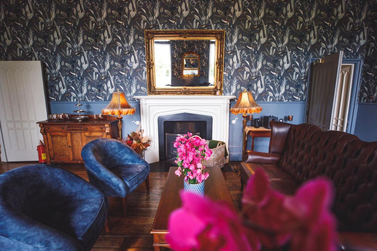 Longville House Hotell Upper Welson Eksteriør bilde