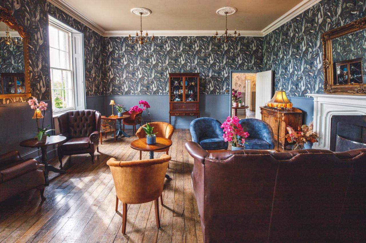 Longville House Hotell Upper Welson Eksteriør bilde